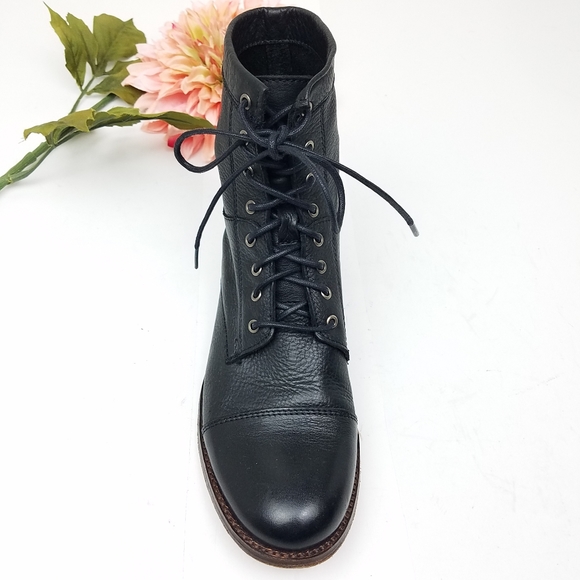 Frye Shoes - Frye Erin Cap Toe Laceup Work Boot SINGLE SHOE